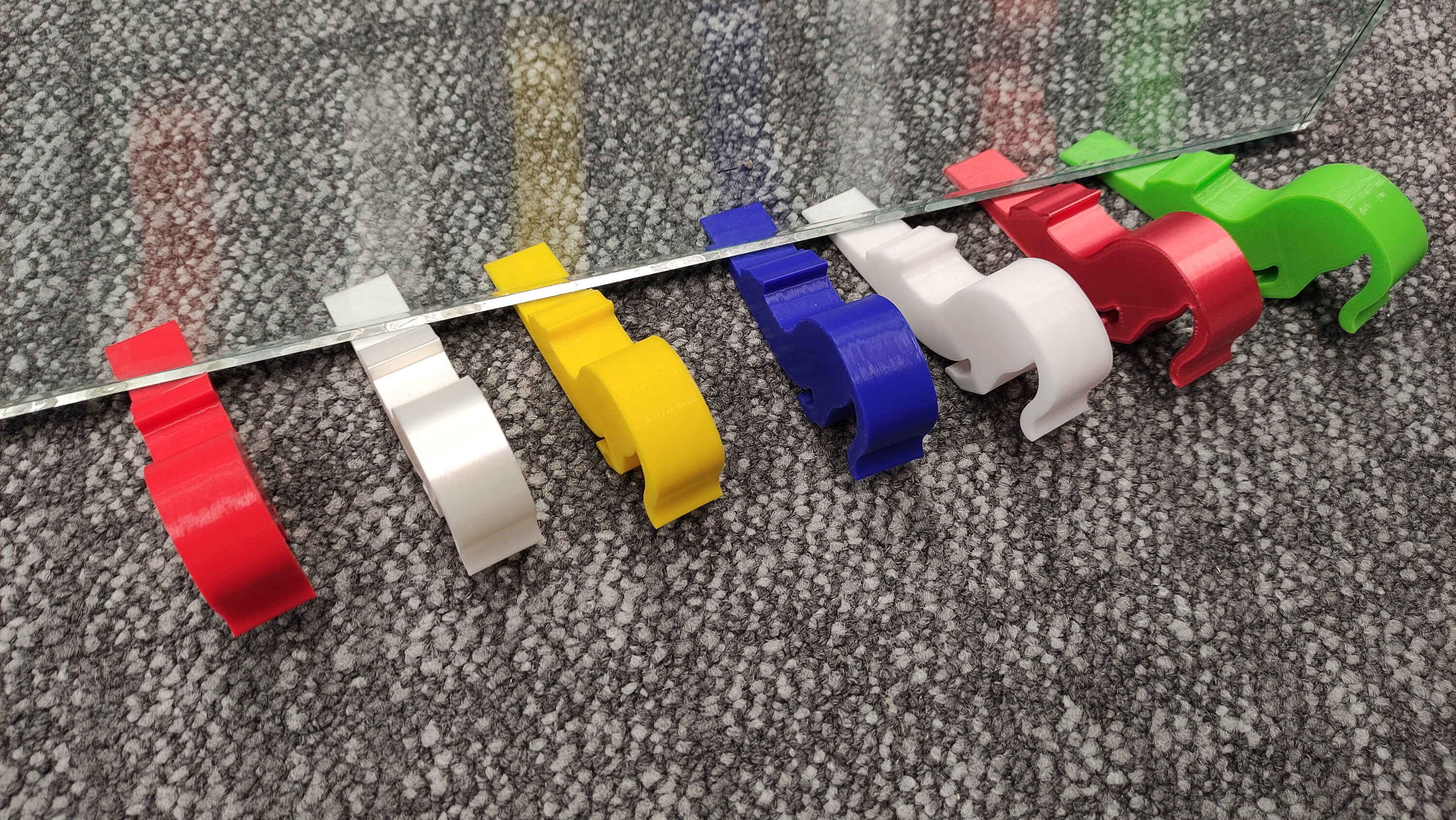 YukaBa Home Stretching Cat Door Stopper - Cast Iron Locomotion Design In Black