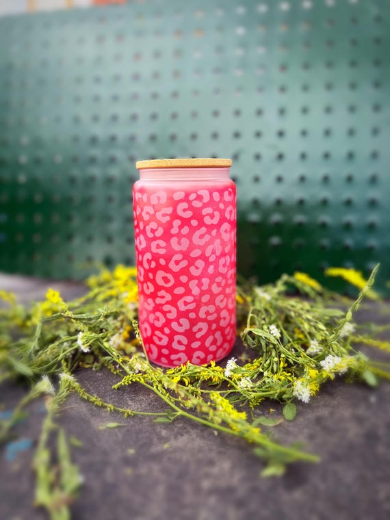 Cheetah Glass tumbler