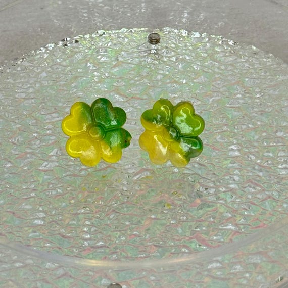 Four-Leaf Clover Studded Earrings