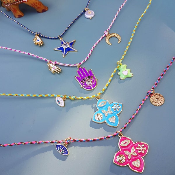 Charm-Halskette, Grigri-Halskette an geflochtener Kordel, Grigri-Schmuck, schützende Amulett-Halskette, Charm-Kordel-Halskette