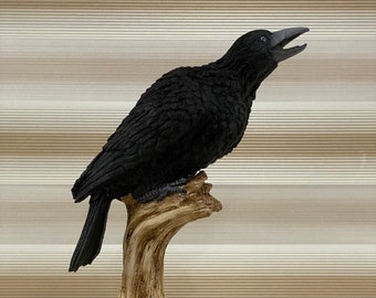 Raven Statue, Raven Bird Sculpture, Bird Statue, Crow Bird Statue, Raven Bird, Animal Home Decor, Handmade Bird Statue, Housewarming Gift