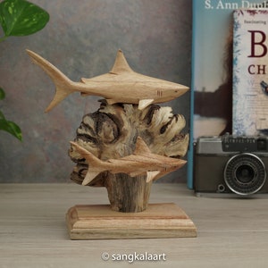Couple Shark Statue, Animal, Ornament, Hand Carved, Unique Statue, Wood Carving, Office Decor, Home Decor, Gift For Mom, Fathers Day Gift