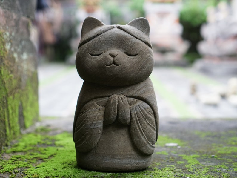 Cat Meditate 7.8inch / 20 Cm, Jizo Statue, Cat Jizo, Cat Lover, Housewarming, Ornament, Handmade, Hand Carved, Garden Decor, Outdoor, Gifts image 5