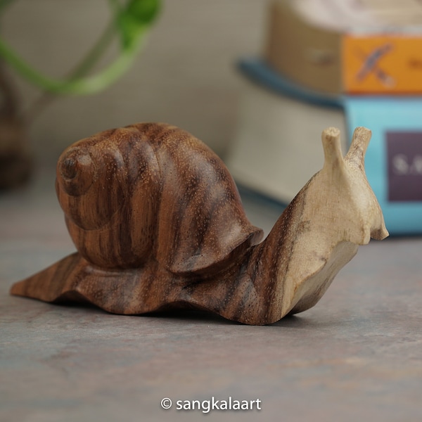 Wooden Snail Sculpture, Shelled Gastropod, Snail Statue, Wood Snail, Miniature, Hand Carved, Wood Carving, Handmade, Home Decor, Gifts Idea