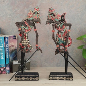 Indonesian Style Puppets, Wayang Golek, Indonesian Culture, Wooden Puppets, Handmade, Batik Patterns, Handwriting, Home Decor, Officer Decor