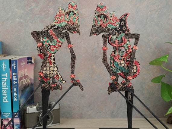 インドネシア風人形、ワヤン・ゴレック、インドネシア文化、木製人形