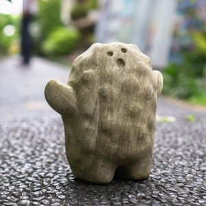 thha__ オブジェ ザー 置物 Totor* Stone Carving 8 Inch / 20 Cm, Patio Decor, Anime