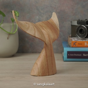 De Walvisstaart Houten Sculptuur, Staartstandbeeld, Houten Sculptuur, Houtsnijwerk, Handgemaakt, Handgesneden, Tegelornament, Inwijdingsfeest, Decor van het huis