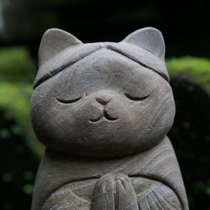 Cat Meditate 7.8inch / 20 Cm, Jizo Statue, Cat Jizo, Cat Lover, Housewarming, Ornament, Handmade, Hand Carved, Garden Decor, Outdoor, Gifts image 2