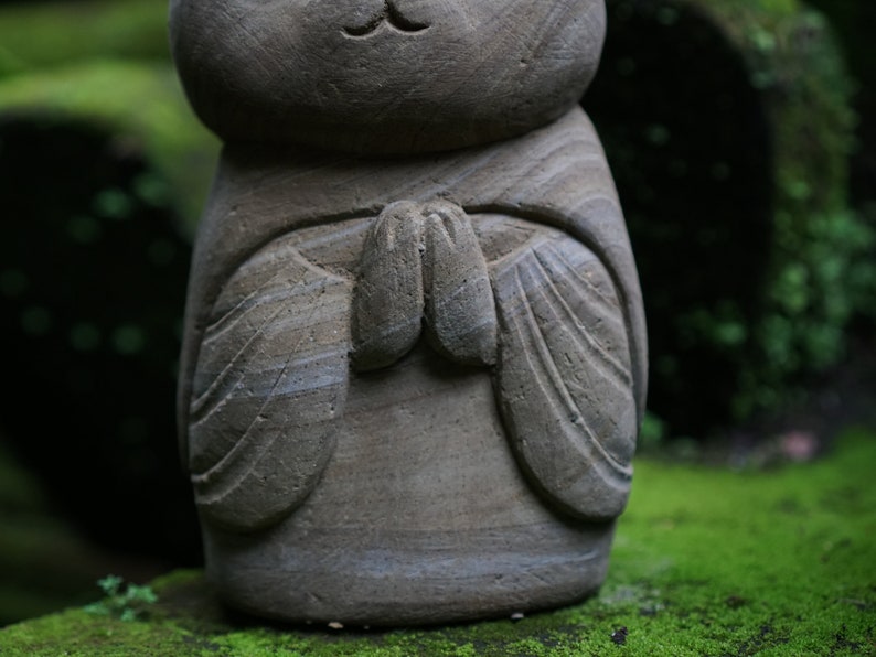 Cat Meditate 7.8inch / 20 Cm, Jizo Statue, Cat Jizo, Cat Lover, Housewarming, Ornament, Handmade, Hand Carved, Garden Decor, Outdoor, Gifts image 4