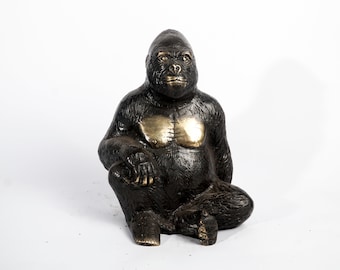 2 Color Bronze Gorilla Sculpture, Animal Statue, Brass Decor, Animal Ornament, King-Kong, Living Room Decor, Gift for Dad, Birthday
