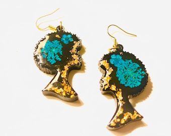 Pendientes Afro Head hechos a mano: Flores de turquesa auténtica y copos de oro.