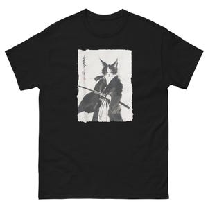 Samurai Cat Vintage Warrior Shirt, Cat Warrior Tee, Japanese Cat T-Shirt, Vintage Cat Graphic Tee, Warrior Cat Gift, Samurai Cat Shirt