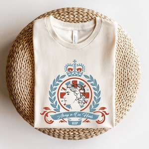 Queen Elizabeth Memorial Shirt: RIP England Tee