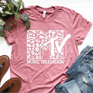 Mtv leopard Graphic Tees Statement T-shirt / Statement Tee / band tee / T-shirt / Top / women unisex tee