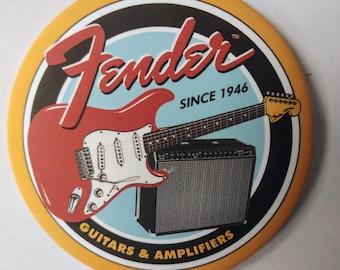 Guitarras Fender desde 1946. Ímã de geladeira redondo de 7,6 cm (3 polegadas).