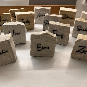 Schriftzug Tischnummern Acryl Holz für Tischnummern z.B. für Stein DIY Hochzeit Dekoration verschiedene Schriftarten immagine 5