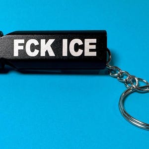 FCK ICE Whistle Keychain, Protest Keychain, Safety Alarm, Political Activism Gift, Compact Emergency Accessory zdjęcie 2