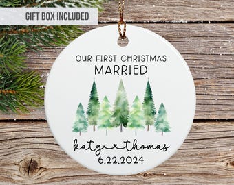 First Christmas Married Ornament, Personalized Wedding Ornament, Couple Gift, Wedding Gift, First Year Ornament, Anniversary Gift, Newlyweds