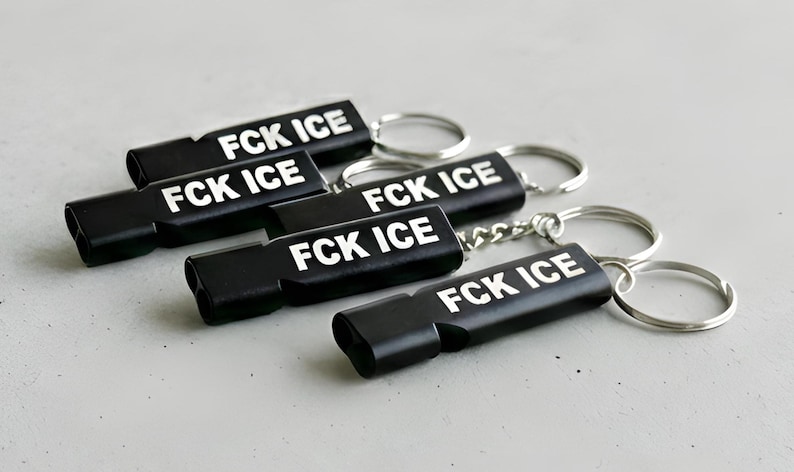 FCK ICE Whistle Keychain, Protest Keychain, Safety Alarm, Political Activism Gift, Compact Emergency Accessory zdjęcie 1