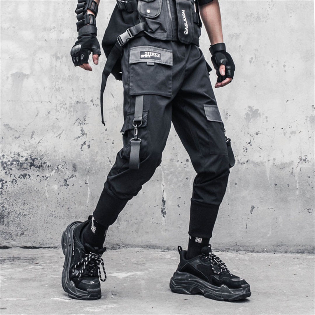 Share 85+ black techwear cargo pants super hot in.eteachers