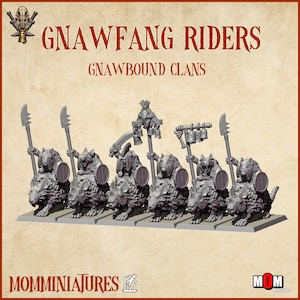 Peut inclure: Un ensemble de six figurines miniatures en plastique gris représentant des cavaliers ressemblant à des rongeurs sur de grands rats. Les cavaliers portent des armes d'hast, des boucliers et une bannière avec des cloches. Le texte GNAWFANG RIDERS et GNAWBOUND CLANS est visible.