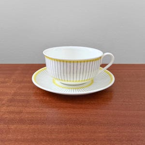 Gustavsberg Piké. Very rare tea cup with saucer. Designed by Stig Lindberg, Sweden 1950s.