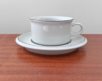 Vintage Arabia Finlandia Fennica Taza de Té con Platillo