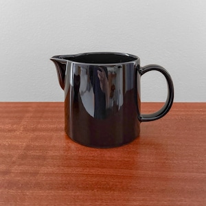 Arabia Teema. Black jug. Designed by Kaj Franck, Finland 1970s.