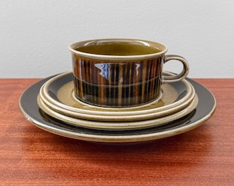 Vintage Arabia Finland Kosmos tekopp trio set