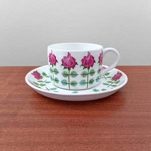 Gustavsberg Pynta. Rare tea cup with saucer. Designed by Stig Lindberg, Sweden 1960s.