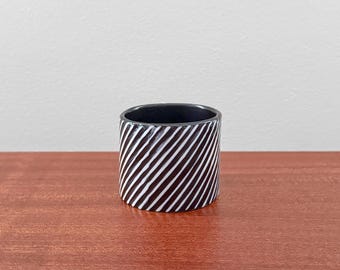 Stig Lindberg Domino Saucer: Gustavsberg Mid-century Modern