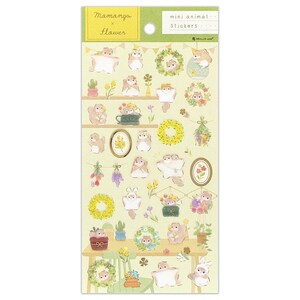 Japanese transparent PET sticker sheets with many cute flying squirrel and flower stickers with pretty gold foil details. Meet the cute Japanese flying squirrels enjoying relaxing times as the florist making flower arrangements like bouquets and wreaths for spring and summer. These are perfect for planners, but can be also used for example to decorate cards or gifts.
