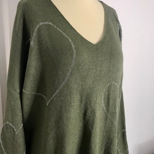 Made In Italy Lagenlook Olive /Silver Heart Jumper UK Plus Size 16 18 20 22 image 3