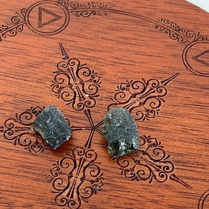 Cadeau de manifestation de cristal de moldavite, pierre magique de sorcellerie de sorcellerie