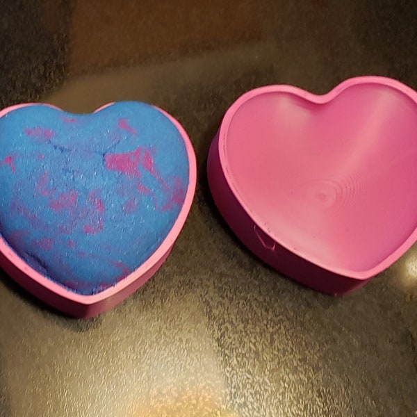 Heart mold for bath bombs