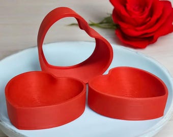 Heart mold for bath bombs