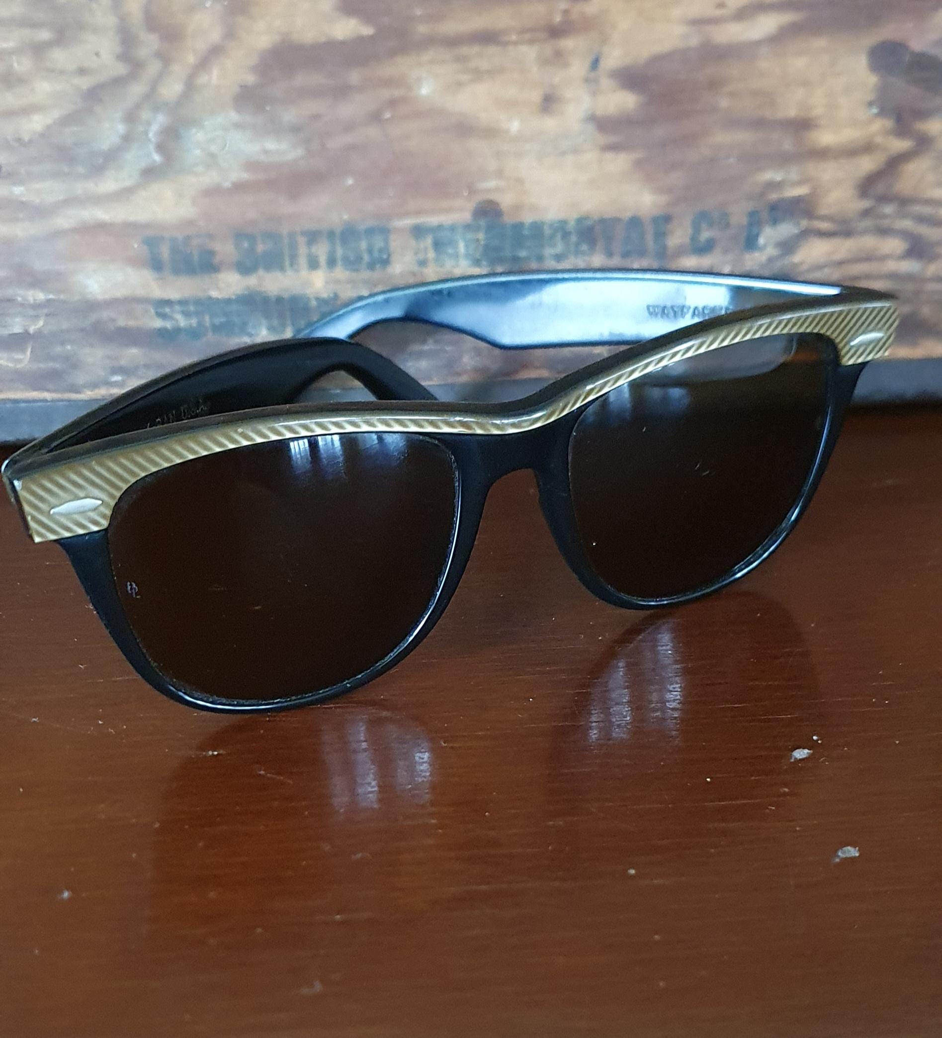 Vintage Ray Ban Wayfarer - Etsy