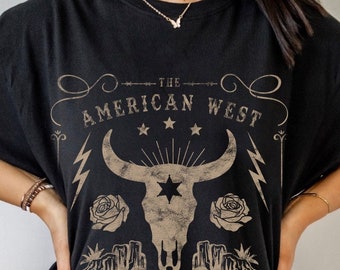American West Vintage Aesthetic Western Graphic TShirt Bull Skull Shirt Southwest Shirt Retro Graphic Tee Longhorn Skull Shirt Cowgirl Shirt