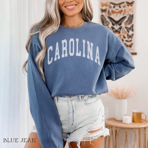 Carolina Sweatshirt Vintage Look N Carolina Comfort Colors Crewneck Blue Preppy NC Varsity Sweatshirt Oversize Aesthetic Crew Neck Shirt