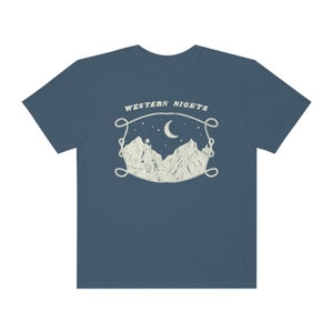 Koszulka Western Nights Graphic Western Tee Comfort Colors TShirt Zniszczony Vintage Look Koszula Desert Southwest Koszula kowbojska Howdy Wild West Koszula Denim