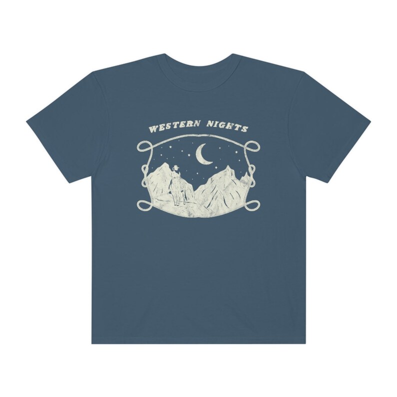Koszulka Western Nights Graphic Western Tee Comfort Colors TShirt Zniszczony Vintage Look Koszula Desert Southwest Koszula kowbojska Howdy Wild West Koszula Denim