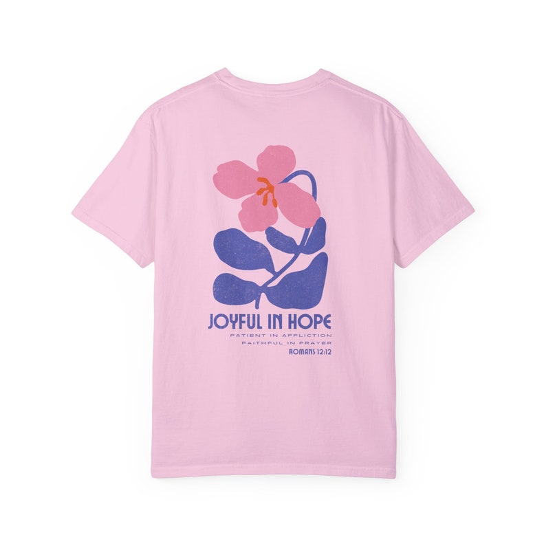 Blij in hoop christelijk grafisch T-shirt comfort kleuren Jezus shirt retro Boho bloemen christelijk T-shirt Wildflower shirt bijbelvers esthetiek afbeelding 8