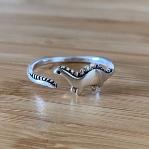 Adjustable silver dinosaur rings