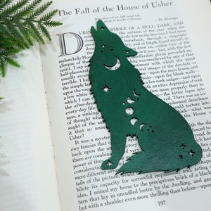 Wolf Leather Bookmark Howling Wolf Bookmark Nature Wildlife Book Mark Moon and Stars Astrology Handmade Bookmark Book Lover Gifts Green