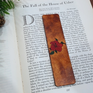 Hibiscus Bookmark | Flower Bookmark | Unique Handmade Leather Bookmark | Gift for Book Lover | Floral Bookmark | Plant Lover Gift | Bookish