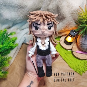 Tutorial: The Goblin King Amigurumi Pattern