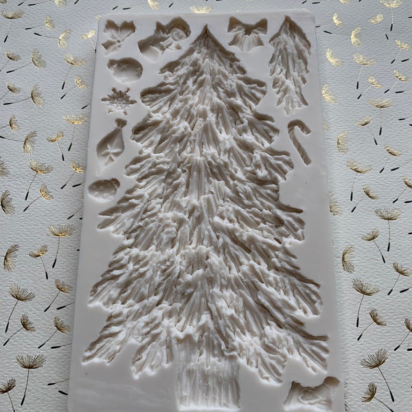 Large Christmas Tree Silicone Mold 3D 7.5”Long by 4”Wide  .5”Depth