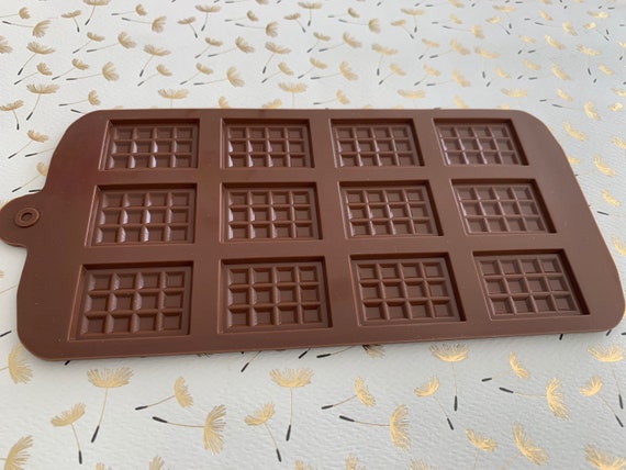 Chocolate Mold: Mini Candy Bar