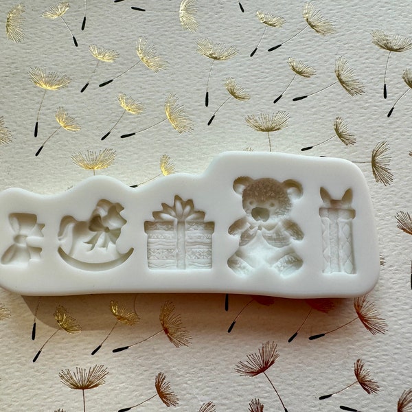 Petite Toys  Santa Shop Teddy Bear Gifts Silicone Mold 3D largest measures 1”Tall .75”Wide .5”D